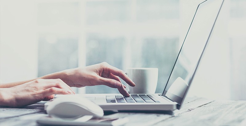 Professional email signature is a key to success. Photo: iStock